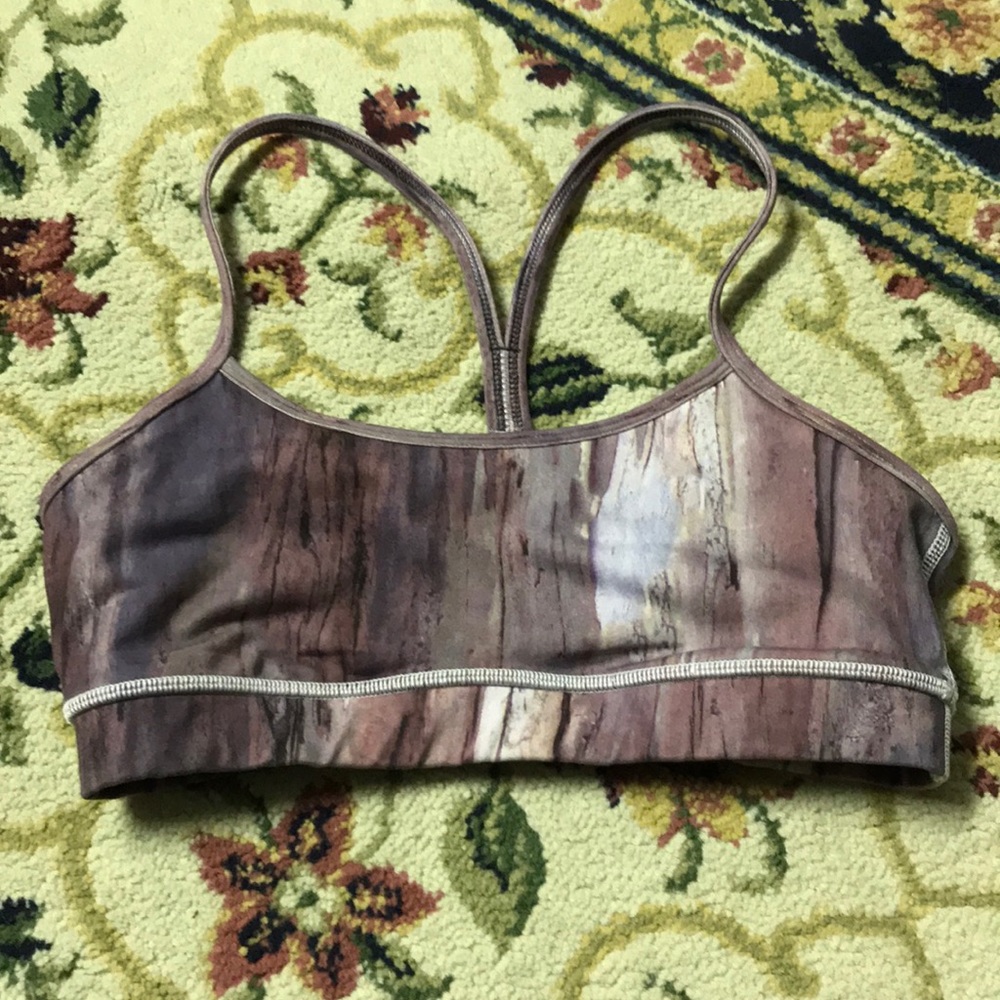 Lululemon Flow Y sports bra